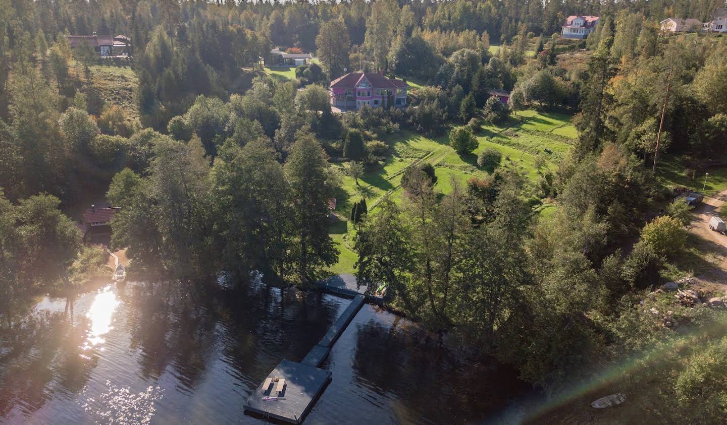 House with garden and terrace Kirkkonummi