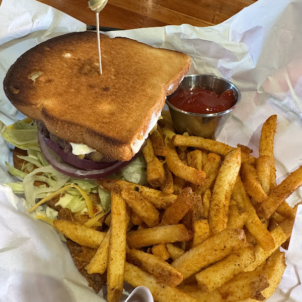 Green chili burger on gf toast