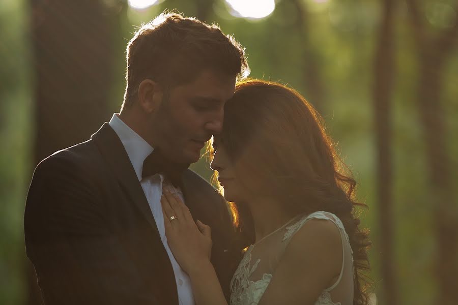 Fotografo di matrimoni Liviu Florea (liviuflorea). Foto del 30 giugno 2015