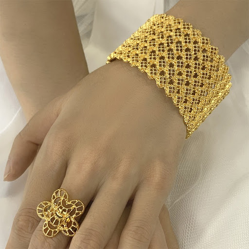 Title 6, Gold-plated Hollow Copper Bracelet Ring Set Ele...