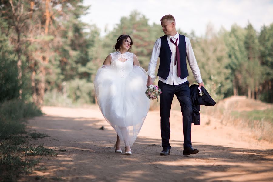 Fotografo di matrimoni Elena Tokareva (tokarevaelena). Foto del 26 aprile 2023