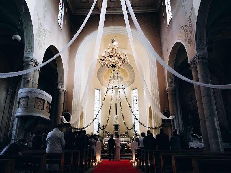 Fotógrafo de casamento Aivaras Simeliunas (simeliunas). Foto de 12 de março 2018