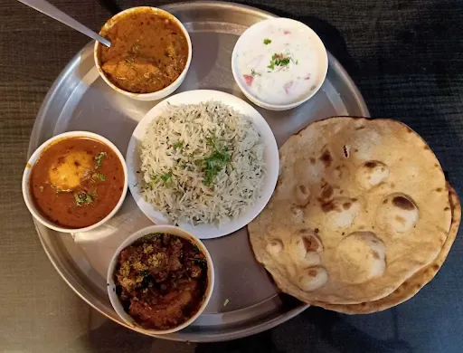 Chicken Punjabi Thali