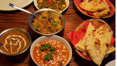 Dalmakhani+ Mix Veg+ Shahi Paneer+10 Roti + Rice+raita