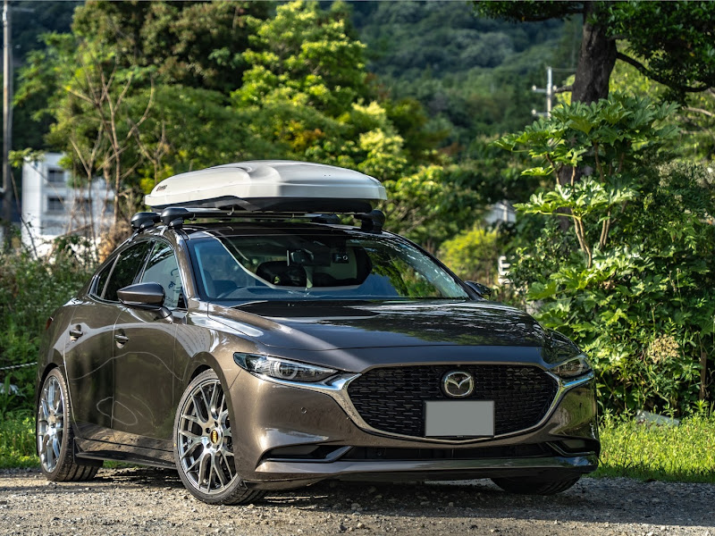 MAZDA3のルーフキャリア・ルーフボックス・inno BRQ55・INNO XS201 ...