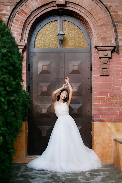 Fotógrafo de casamento Maksym Ilhov (ilgov). Foto de 16 de março 2021