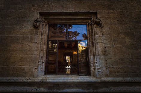 Fotografo di matrimoni Lorenzo Ruzafa (ruzafaphotograp). Foto del 9 aprile 2019