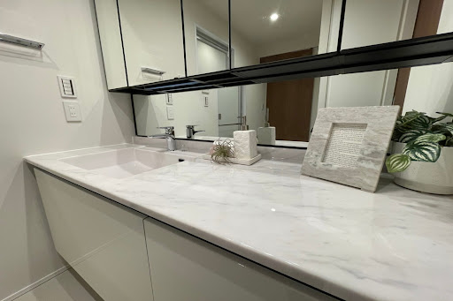 Apartment 5