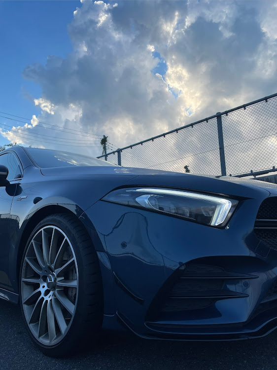 AクラスのA35・AMG・首都高・雨上がり・洗車に関するカスタム事例の投稿画像2枚目