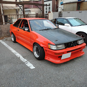 カローラレビン AE86