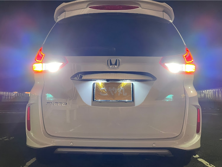 フリードのタントカスタム・LA600S・ナンバー灯交換・津市・お尻が明るくなったに関するカスタム事例の投稿画像2枚目