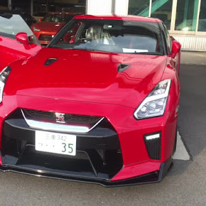 NISSAN GT-R R35