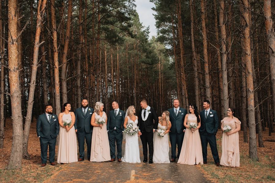 Wedding photographer Cheryl Mains (cherylmains). Photo of 7 April 2019