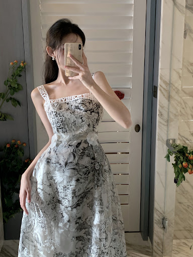 Title 6, Slender Temperament High-end Mid-length Skirt f...
