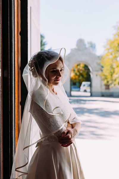 Wedding photographer Anna Sergeenko (anhenfeo). Photo of 16 April 2019