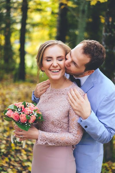 Fotografo di matrimoni Irina Samodurova (samodurova). Foto del 12 gennaio 2018