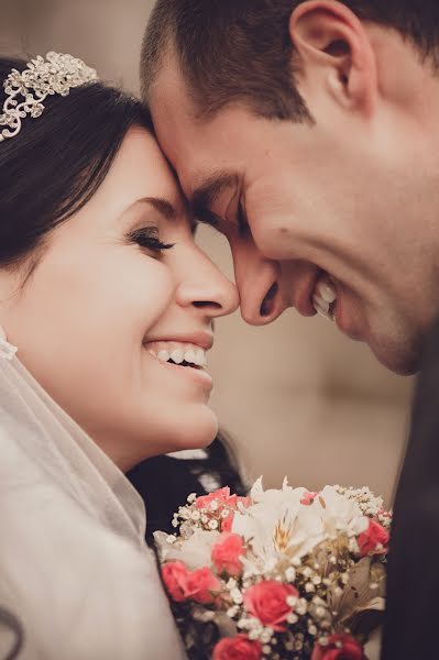 Fotógrafo de casamento Oleg Tovkach (pirotehniks). Foto de 29 de maio 2017