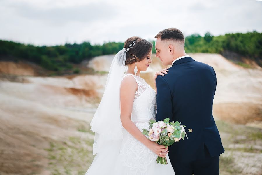 Fotógrafo de bodas Anna Meleschuk (annmell). Foto del 3 de junio 2019