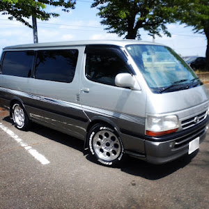 ハイエースバン TRH112V