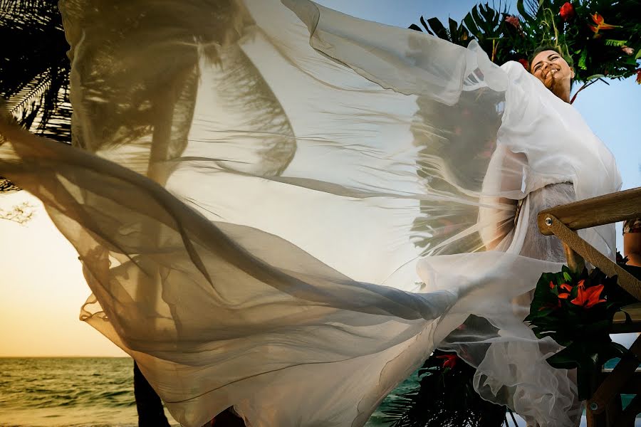 Fotógrafo de casamento Christian Cardona (christiancardona). Foto de 5 de março 2019