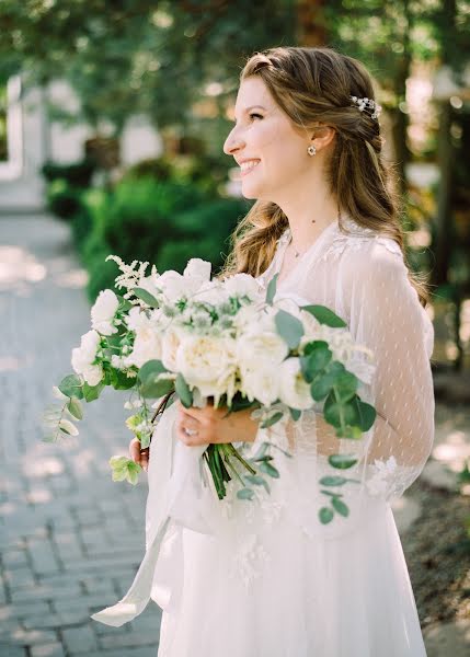 Fotógrafo de casamento Viktoriya Kirilicheva (twinklevi). Foto de 30 de maio 2018