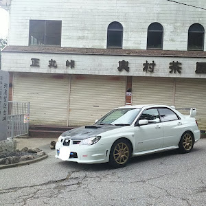 インプレッサ WRX STI