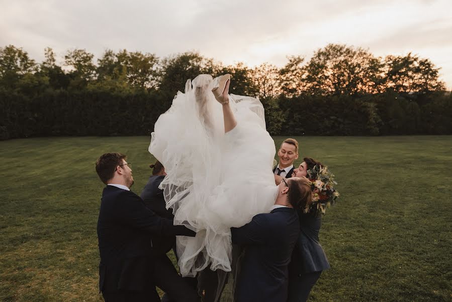 Fotografo di matrimoni Szabolcs Simon (simonboros). Foto del 24 novembre 2022