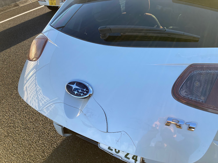 R1のスバルR1・追突事故に関するカスタム事例の投稿画像3枚目
