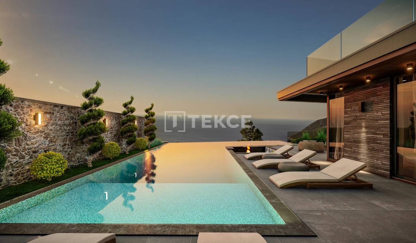 Maison avec piscine et terrasse Kaş