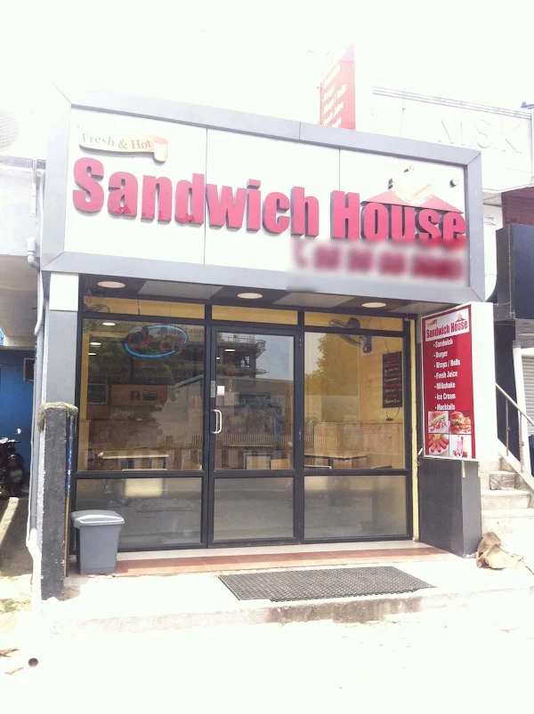 Sandwich House photo 