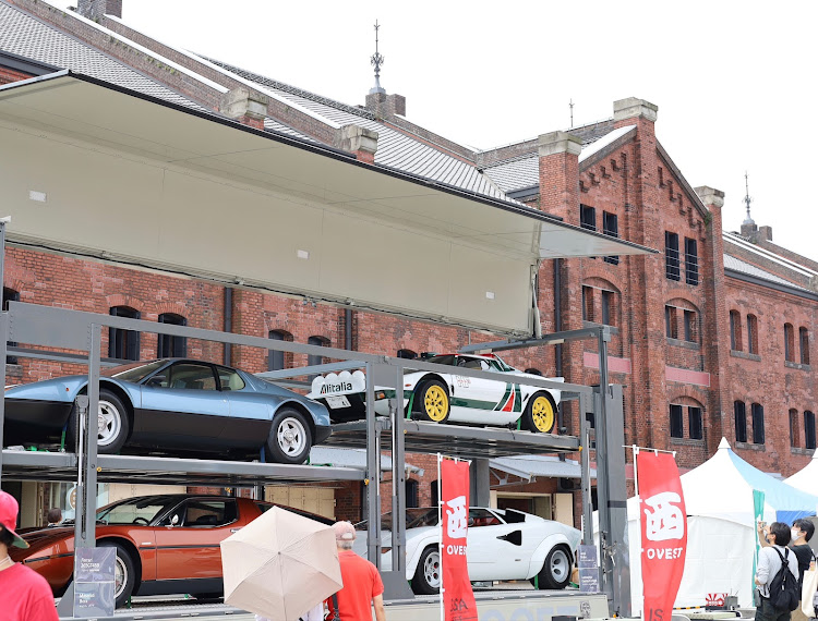 メガーヌ ハッチバックの横浜・ルノー好きと繋がりたい・赤煉瓦倉庫・ル・ボラン カーズ・ミートに関するカスタム事例の投稿画像6枚目
