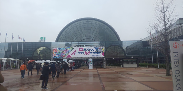Cクラス ステーションワゴンの大阪オートメッセ2020・大阪オートメッセ・愛車・撮影・屋上駐車場に関するカスタム事例の投稿画像2枚目