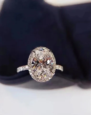 Moissanite Big Diamond Ring Grootha - 3