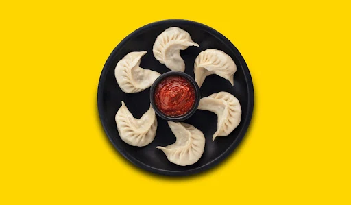 Steamed Chicken Momo Bros (6 Pcs)