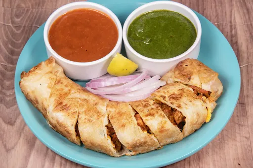 Chicken Tawa Cheese Roll