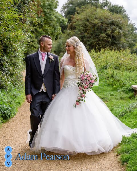 Wedding photographer Adam Pearson (apvservicesiow). Photo of 1 July 2019