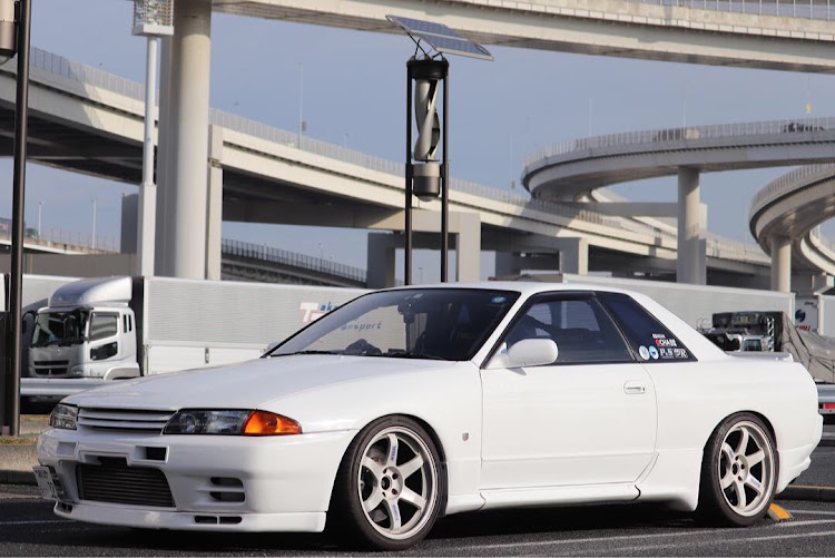 スカイライン GT-Rの2018ベストショット・リアスポレス・大黒PA・尻ーズ・昔の仕様に関するカスタム事例の投稿画像1枚目