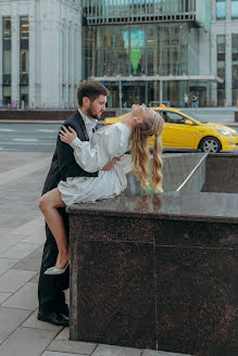 Wedding photographer Vitaliy Ushakov (ushakovitalii). Photo of 6 December 2022