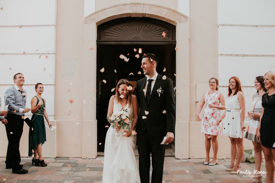 Fotógrafo de casamento Ilona Maulis (maulisilona). Foto de 21 de fevereiro 2018