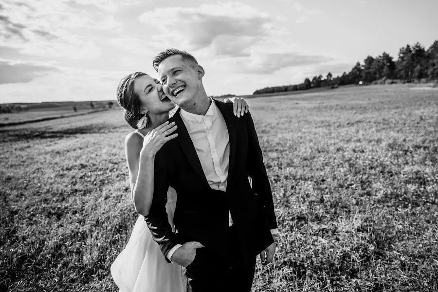 結婚式の写真家Aleksandr Dacenko (alexdatsenko)。2022 12月8日の写真