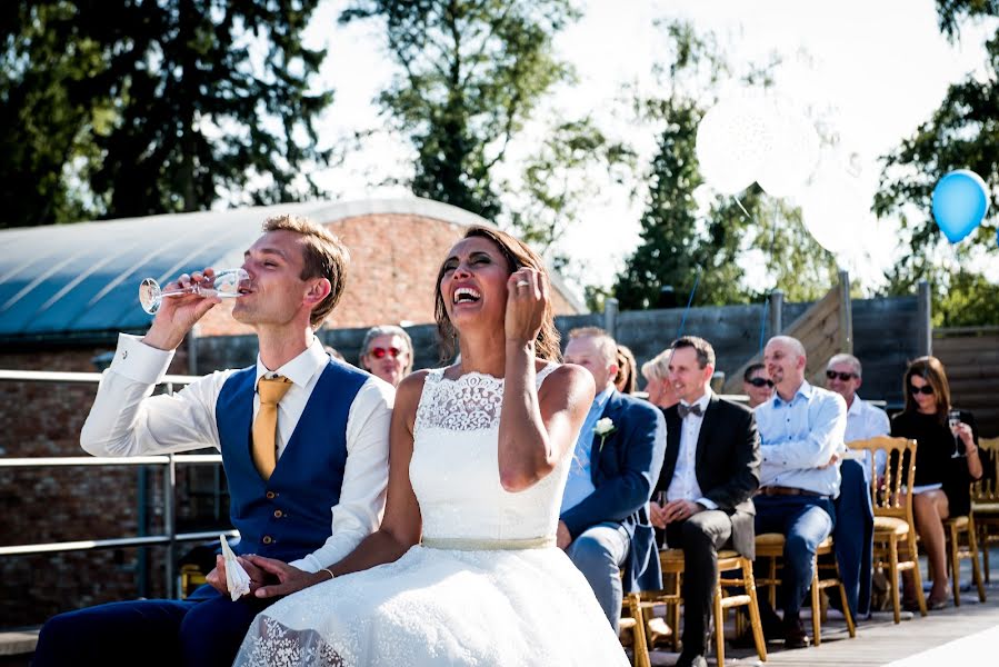 Fotografo di matrimoni Shirley Born (sjurliefotograf). Foto del 15 marzo 2018