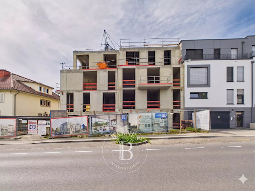 Apartment with terrace 1