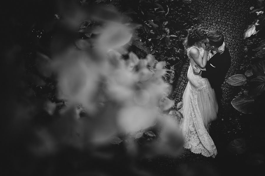 Photographe de mariage Radek Radziszewski (radziszewski). Photo du 26 novembre 2019