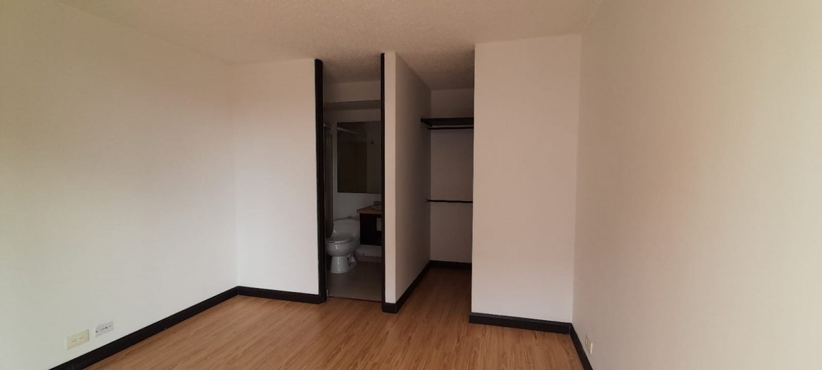 Apartamento En Venta - Villa Alsacia Bavaria, Bogota