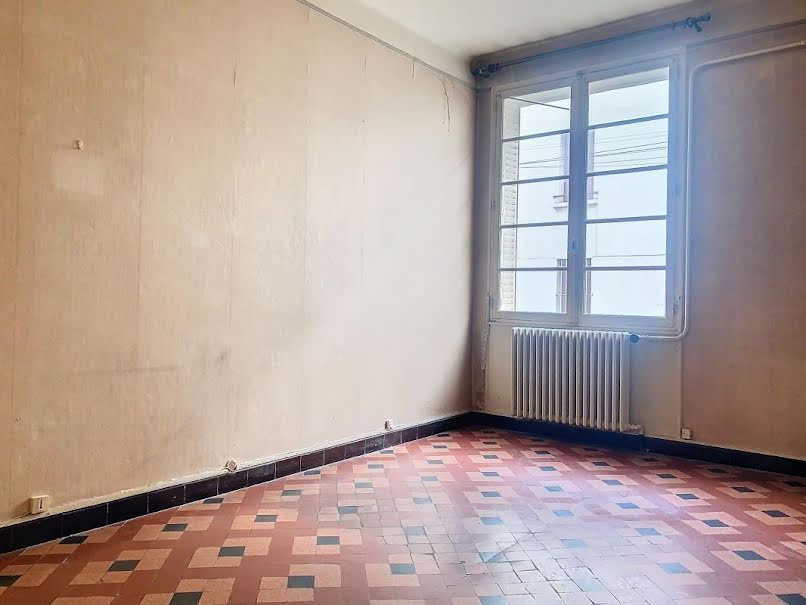 Vente appartement 3 pièces 83 m² à Avignon (84000), 113 000 €