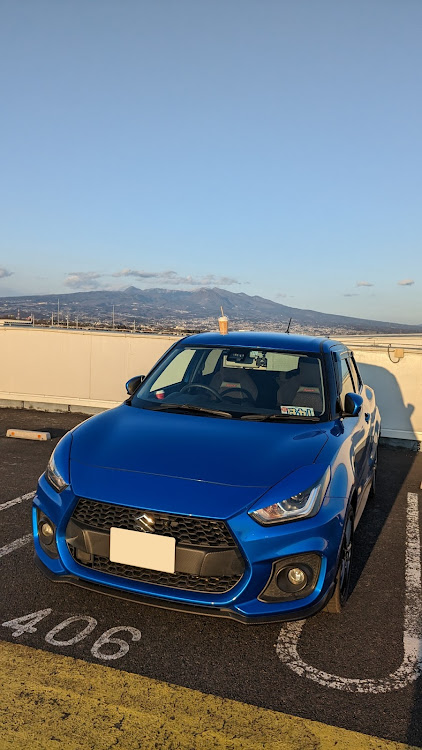 スイフトスポーツのスイフトスポーツZc33s・赤城山・2月もよろしくお願いします・２月も宜しくお願いしますに関するカスタム事例の投稿画像1枚目