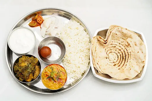 Tau'S Special Thali