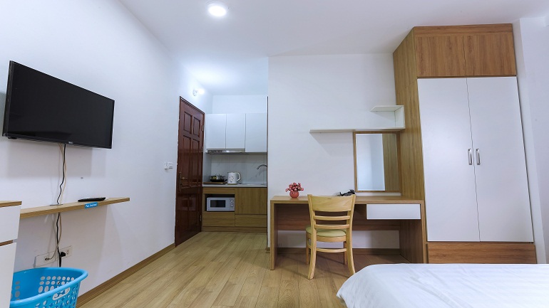 Brand – new studio apartment in Giang Vo street, Dong Da district for rent