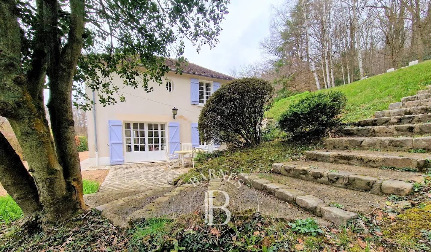 Maison avec piscine Milon-la-Chapelle