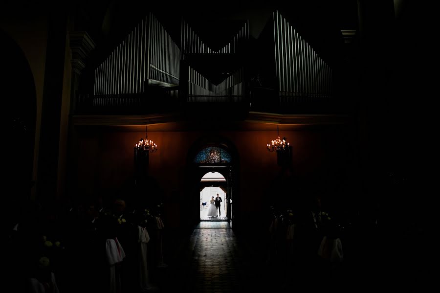 Fotógrafo de casamento Maciek Januszewski (maciekjanuszews). Foto de 9 de agosto 2016